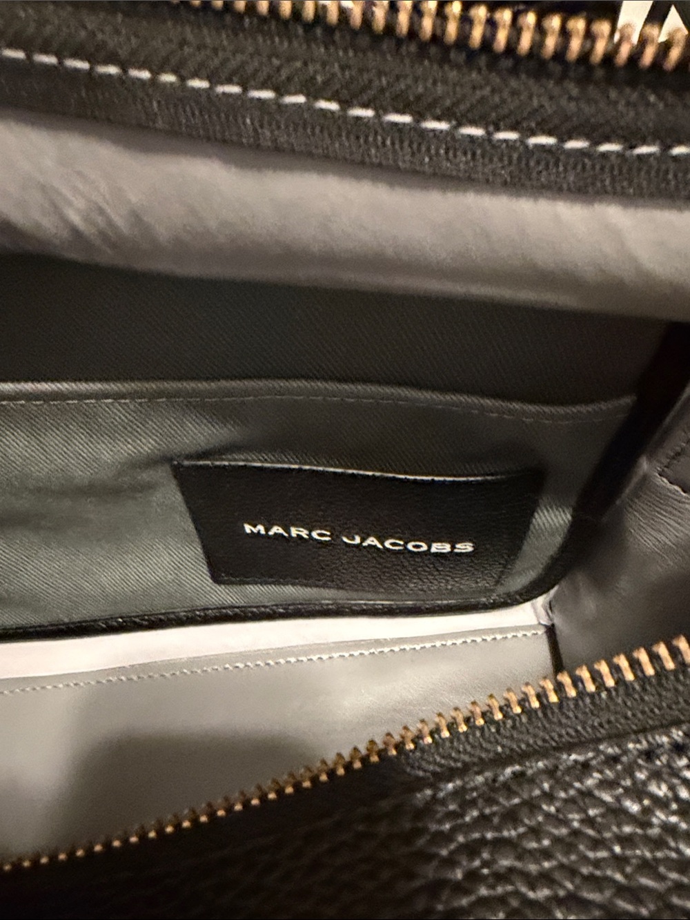 Marc Jacobs Black Pebbled Leather Top-Handle Tote - Picture 4 of 10